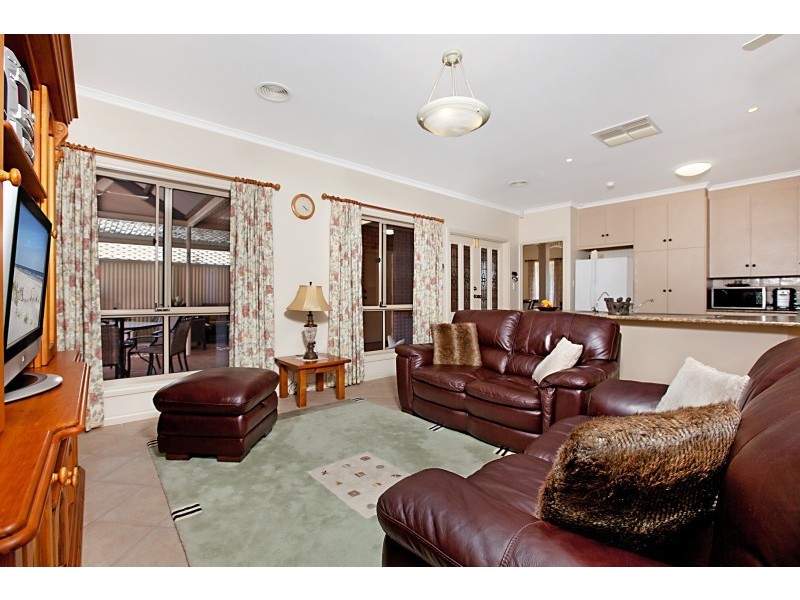 35 Castle Court, Blakeview SA 5114