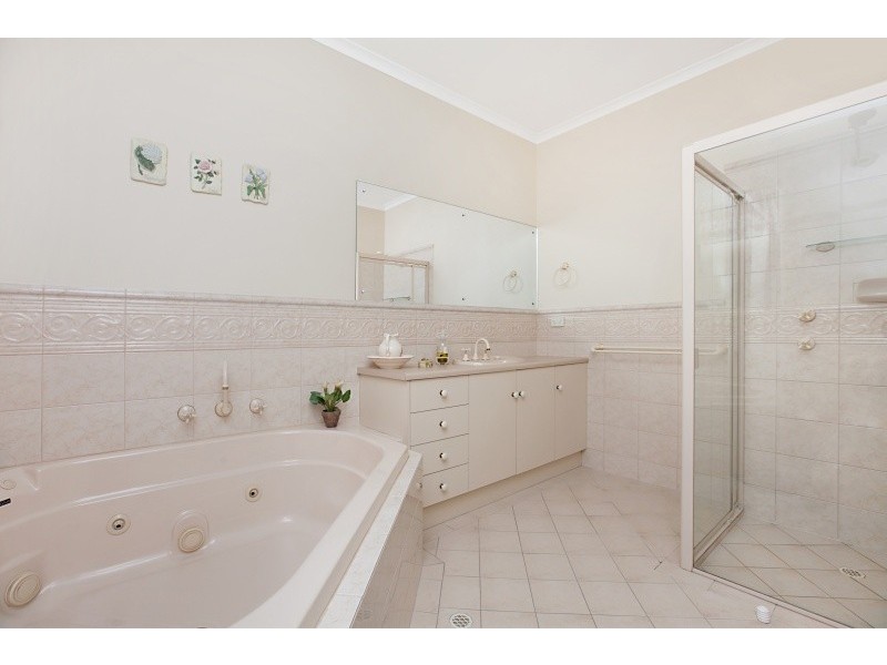 35 Castle Court, Blakeview SA 5114