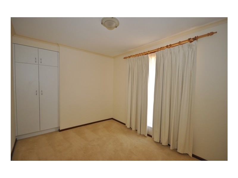 28 Swallow Crescent, Parafield Gardens SA 5107