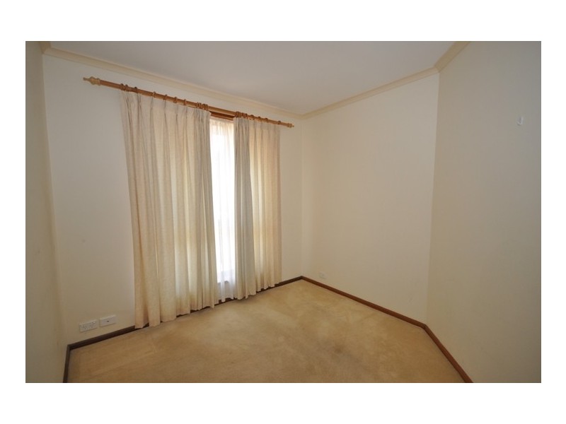 28 Swallow Crescent, Parafield Gardens SA 5107