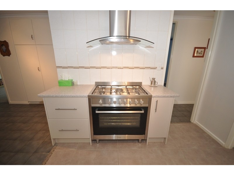 .6 Quick Street, Parafield Gardens SA 5107