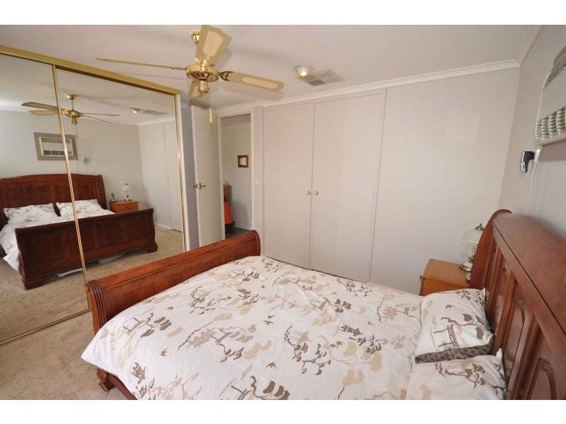 .6 Quick Street, Parafield Gardens SA 5107