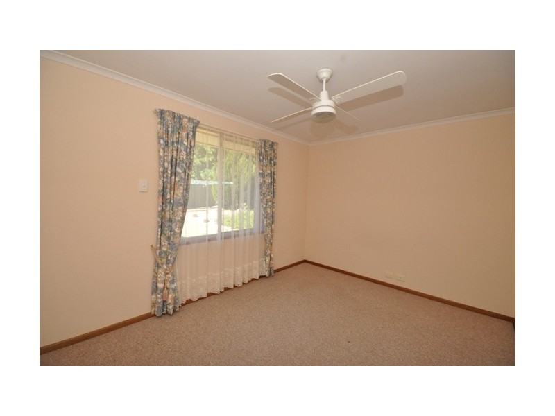 16 Addis Street, Evanston Park SA 5116