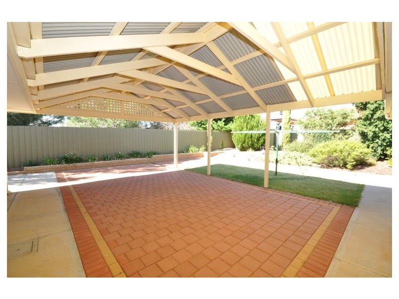 16 Addis Street, Evanston Park SA 5116