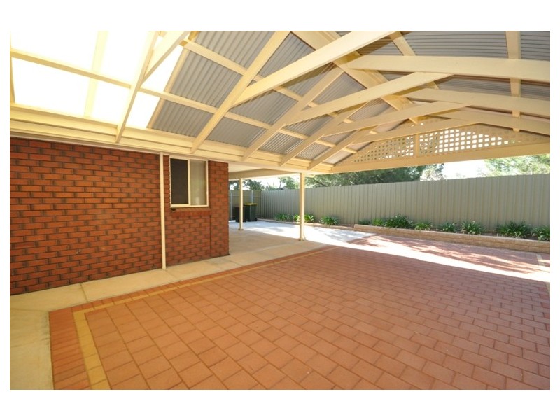 16 Addis Street, Evanston Park SA 5116