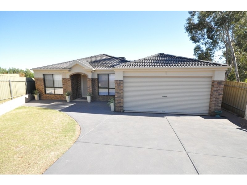 11 Tarana Court, Hillbank SA 5112