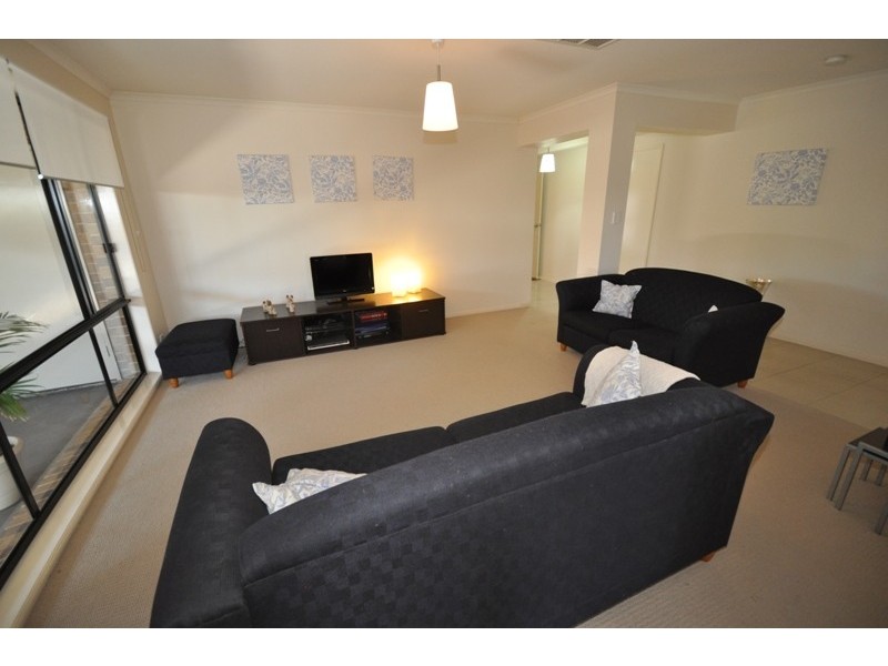 11 Tarana Court, Hillbank SA 5112