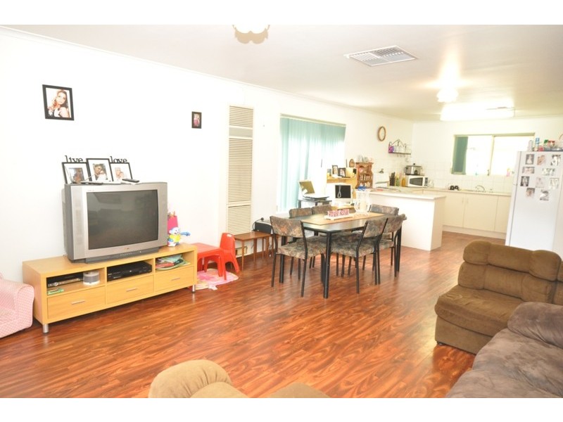 .2/57 Kings Road, Salisbury Downs SA 5108