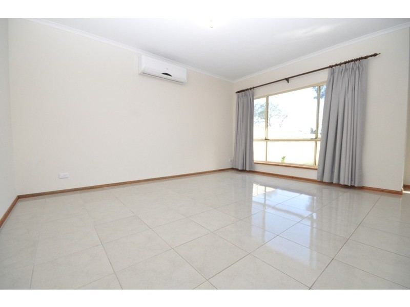 4 Hull Street, Elizabeth East SA 5112