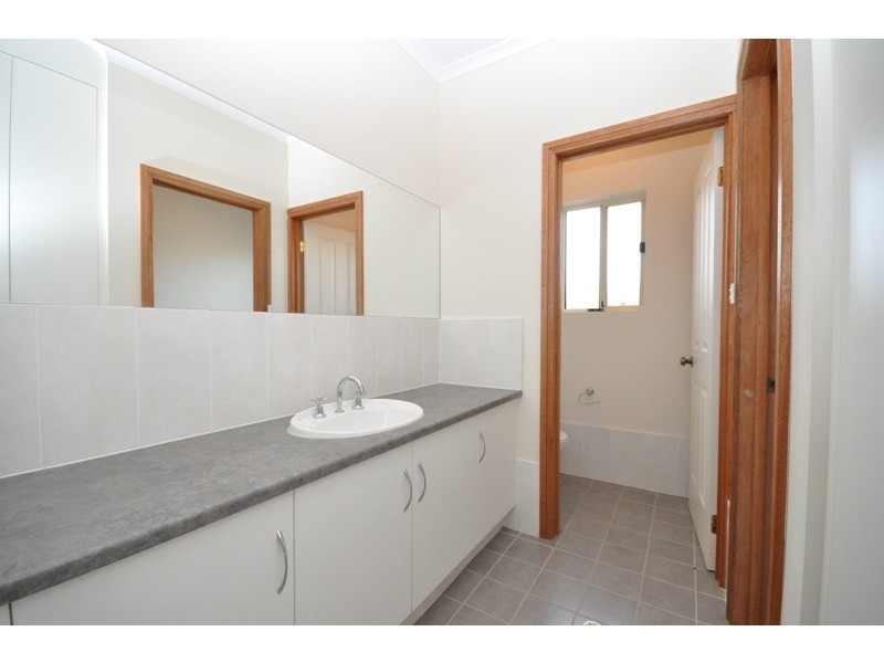 4 Hull Street, Elizabeth East SA 5112