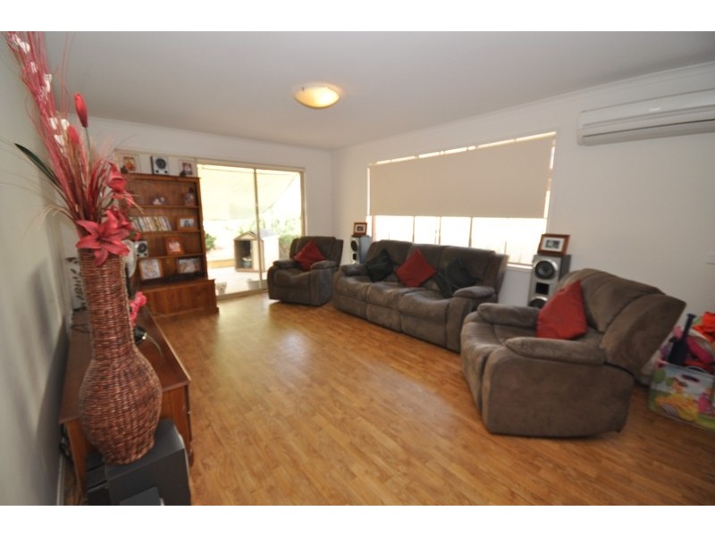 41 Strathaird Boulevard, Smithfield SA 5114