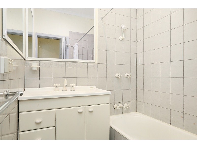 8 Prunus Avenue, Elizabeth Vale SA 5112