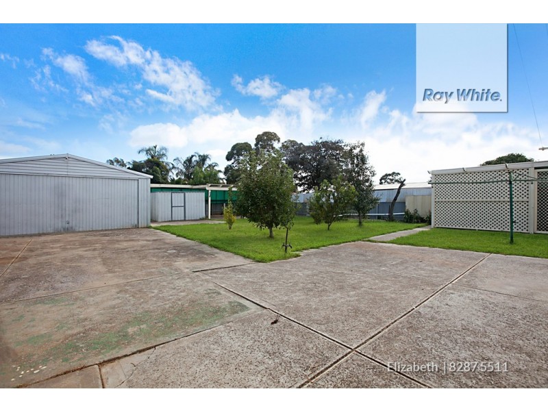 14 Fairfield Road, Elizabeth Grove SA 5112