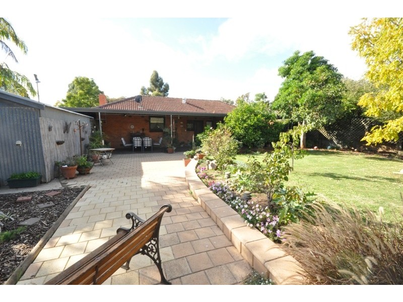 20 Hibiscus Street, Elizabeth Vale SA 5112