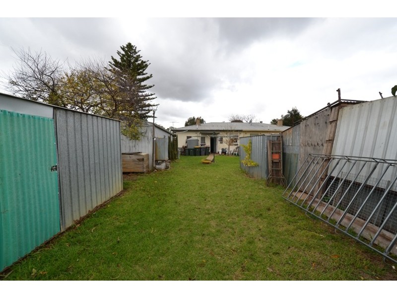 14 Mahood Street, Elizabeth Grove SA 5112