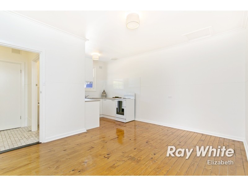 10 Northampton Crescent, Elizabeth East SA 5112