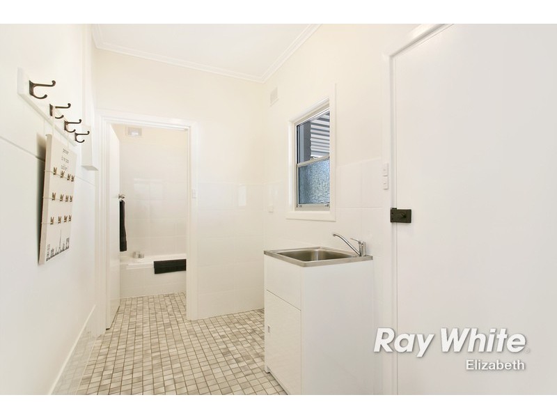 10 Northampton Crescent, Elizabeth East SA 5112