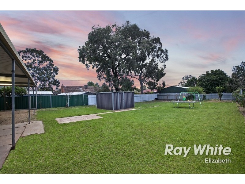 21 Deptford Street, Elizabeth Grove SA 5112