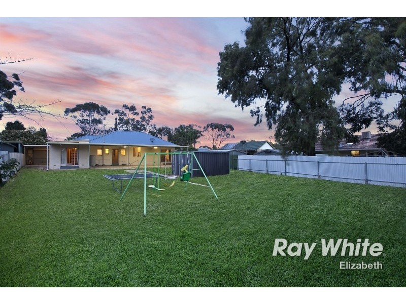21 Deptford Street, Elizabeth Grove SA 5112