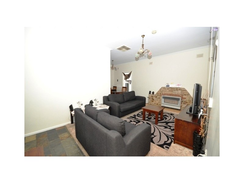 61 Northampton Cres, Elizabeth East SA 5112