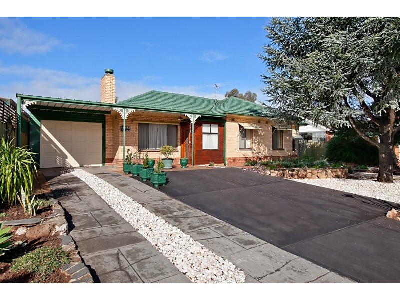 24 Midway Road, Elizabeth East SA 5112