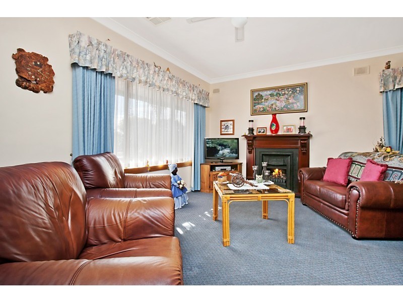 24 Midway Road, Elizabeth East SA 5112