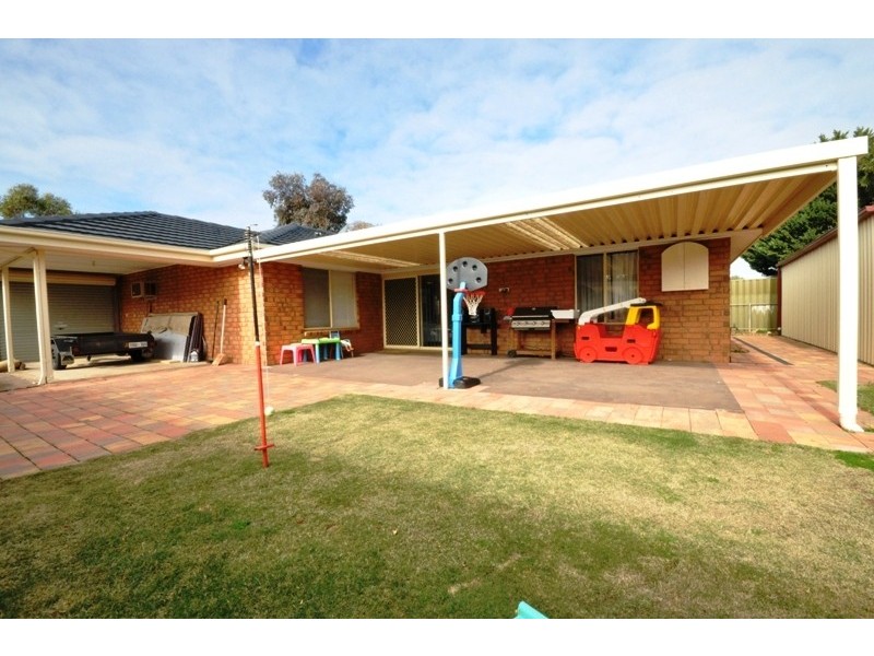 20 Harvest Crt, Andrews Farm SA 5114