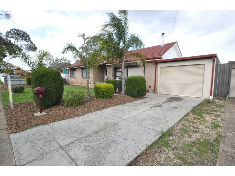 14 Lindsay St, Elizabeth Downs SA 5113