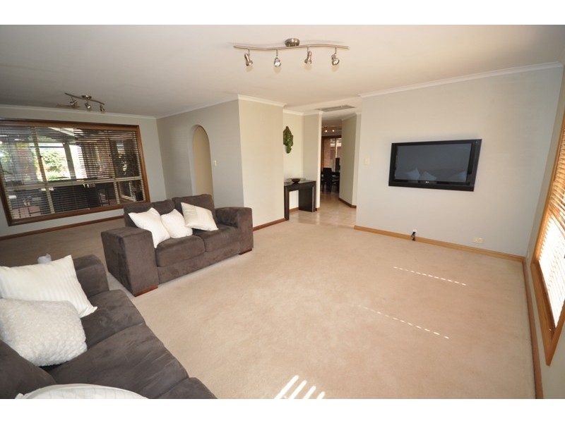 32 Amberdale Road, Blakeview SA 5114