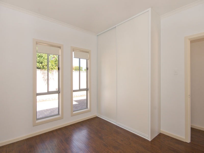 2/18 Davidson Rd, Elizabeth Vale SA 5112