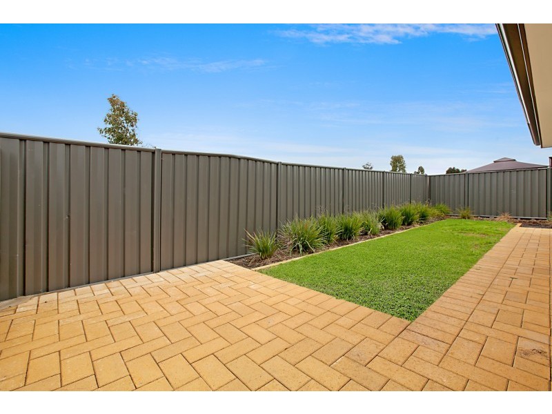 9 Jarrah Drive, Munno Para West SA 5115