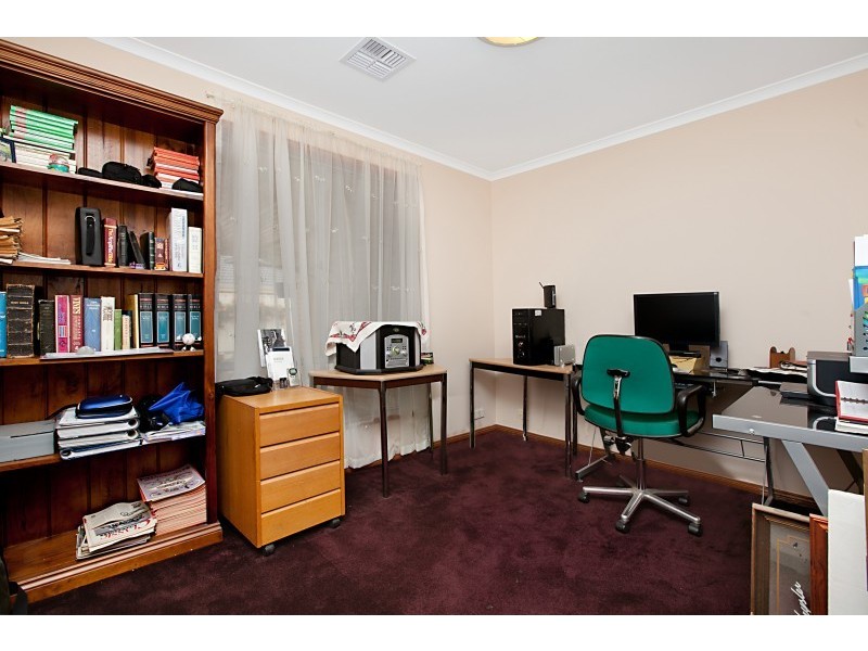 14 Moulds Crescent, Smithfield SA 5114