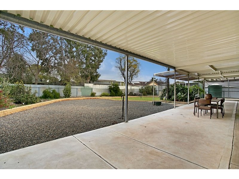 27 Hinsley Road, Smithfield Plains SA 5114