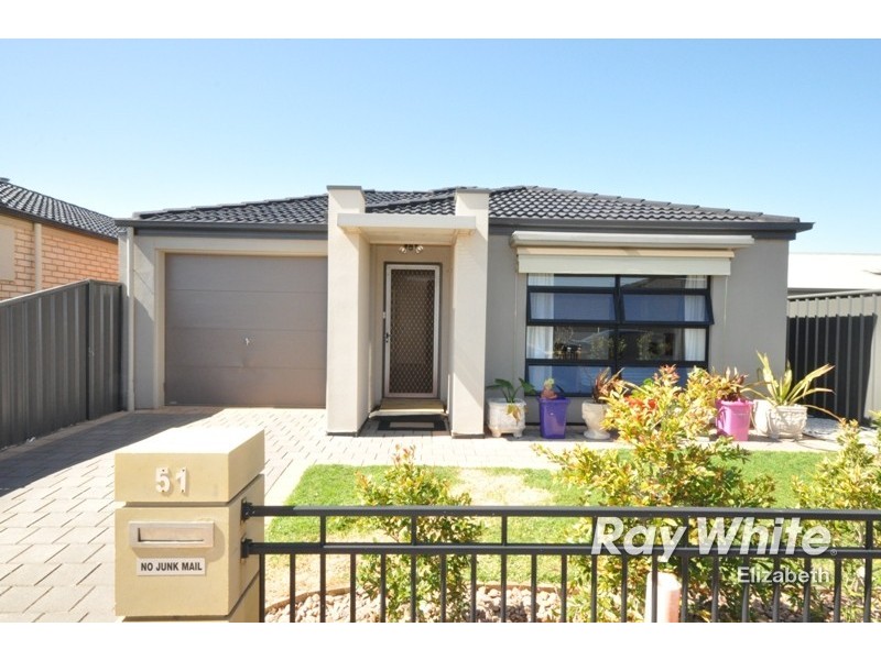 51 St Clair Avenue, Andrews Farm SA 5114