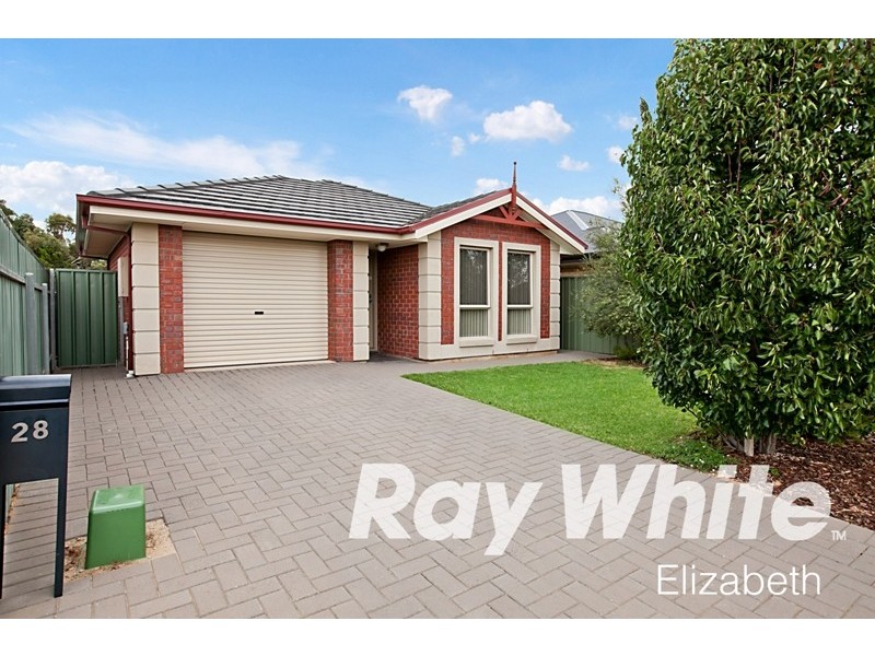 28 Orange Parade, Munno Para West SA 5115
