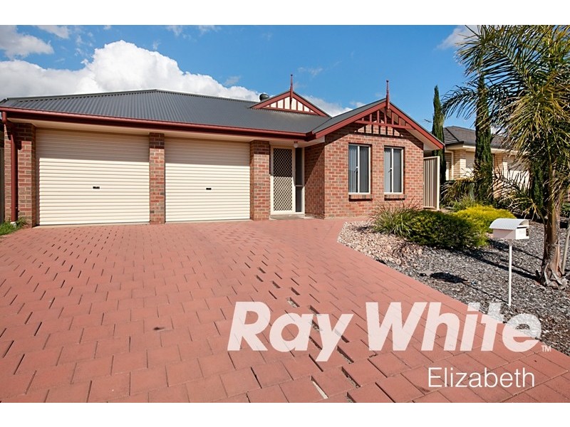 5 Strathmore Avenue, Smithfield SA 5114