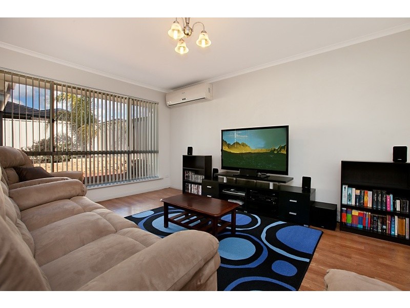 5 Strathmore Avenue, Smithfield SA 5114