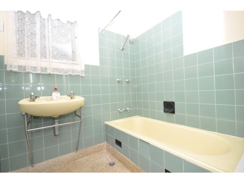 18 Selway St, Elizabeth Park SA 5113