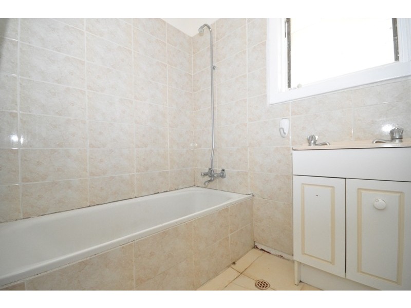 8 Midlow Road, Elizabeth Downs SA 5113