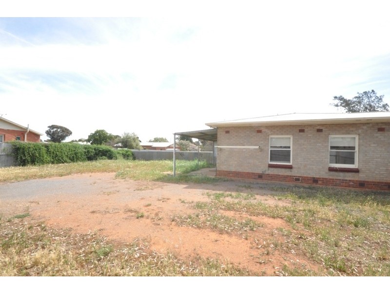 8 Midlow Road, Elizabeth Downs SA 5113