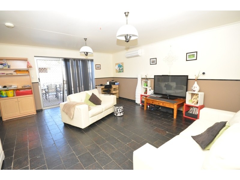 43 Carabeen Crescent, Andrews Farm SA 5114