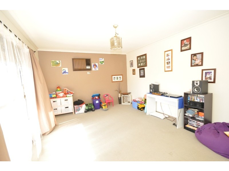 43 Carabeen Crescent, Andrews Farm SA 5114