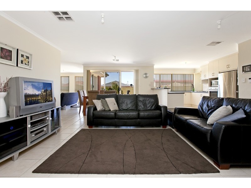 12 Everest Avenue, Andrews Farm SA 5114