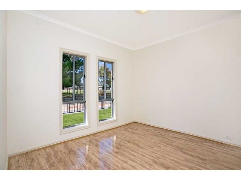1/18 Davidson Road, Elizabeth Vale SA 5112