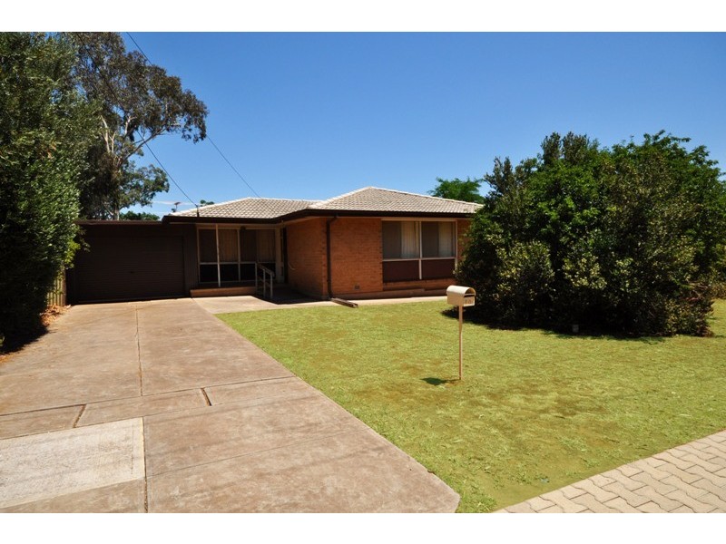 10 Uphall Street, Elizabeth Park SA 5113