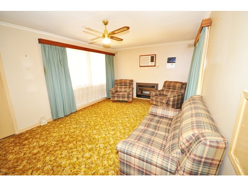 10 Uphall Street, Elizabeth Park SA 5113