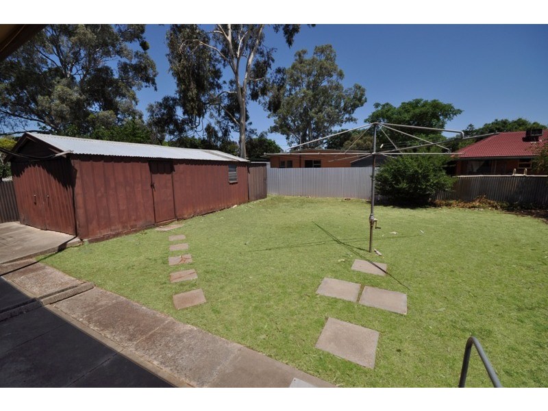 10 Uphall Street, Elizabeth Park SA 5113