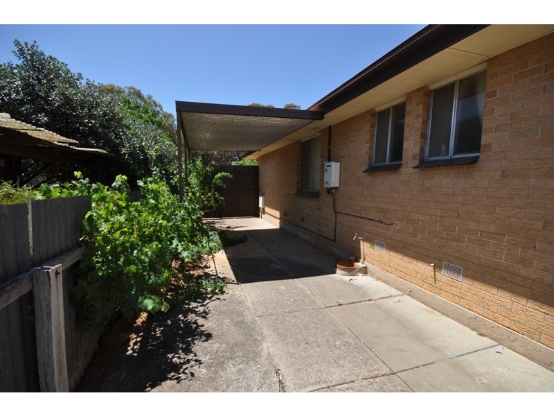 10 Uphall Street, Elizabeth Park SA 5113