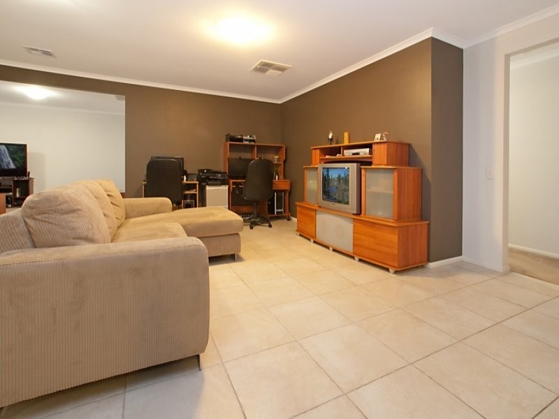 11 Gravity Grove, Munno Para West SA 5115