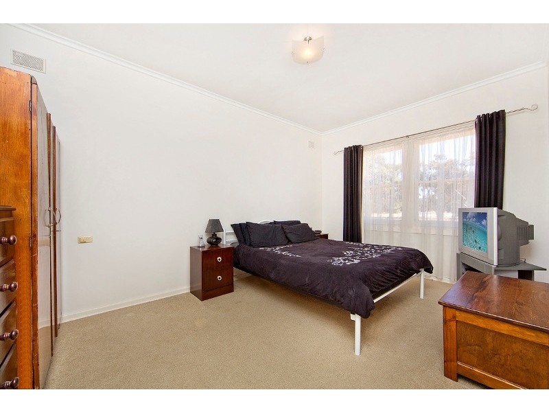 37 Bellinger Road, Elizabeth East SA 5112